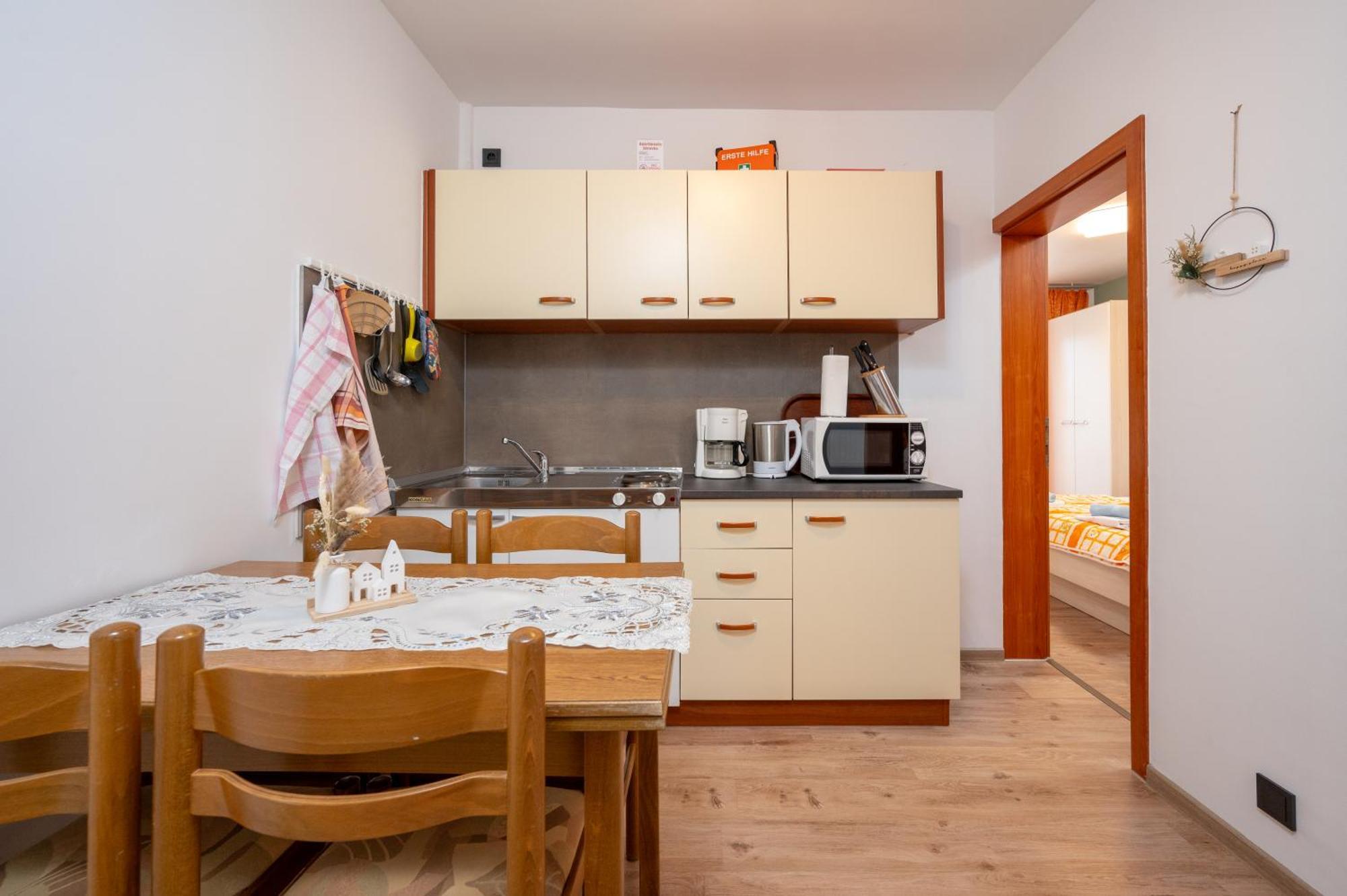 Apartments Zdravko Трогир Екстериор снимка